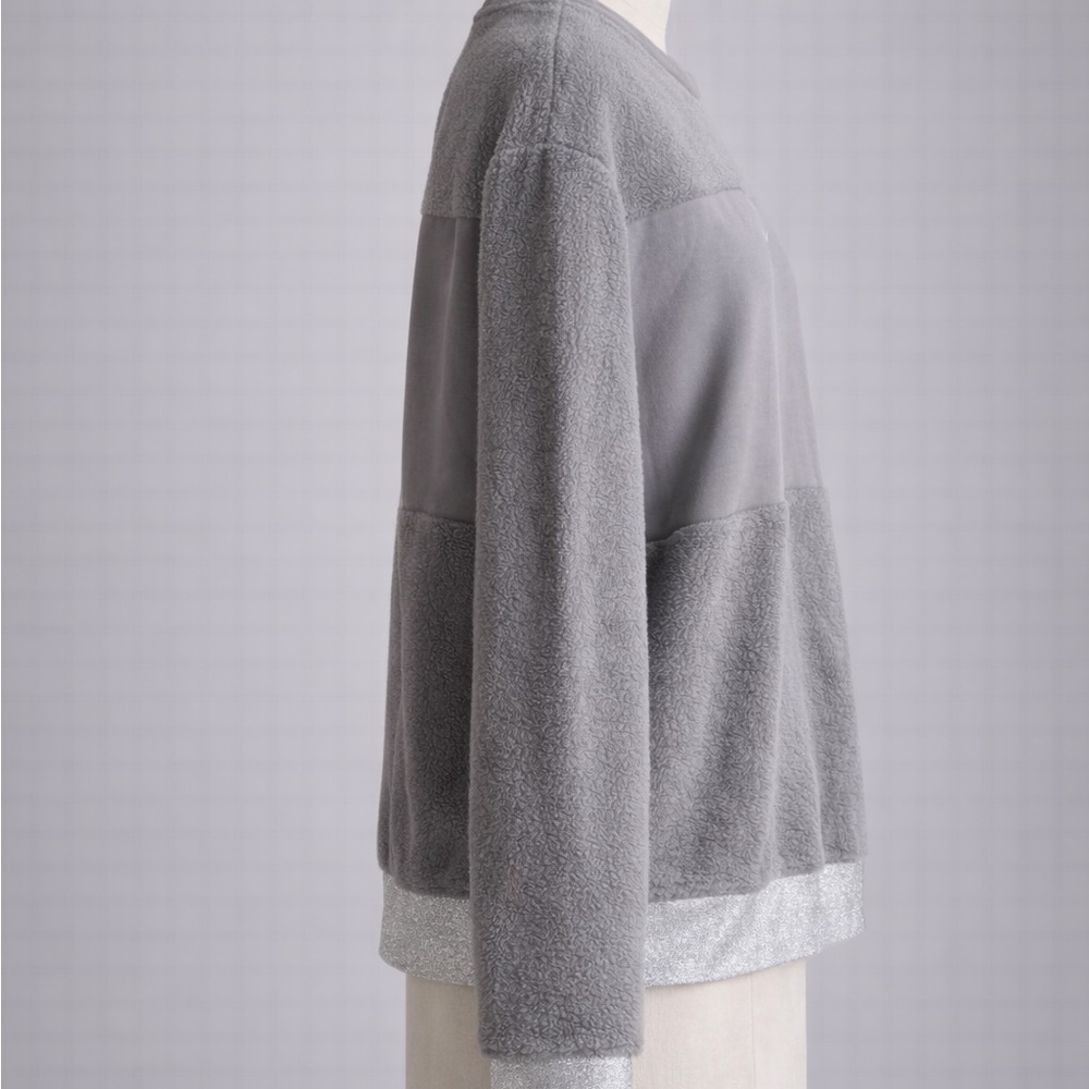 Nike Women's Two-Tone Gray Therma Sweatshirt XS - Picture 4 of 7